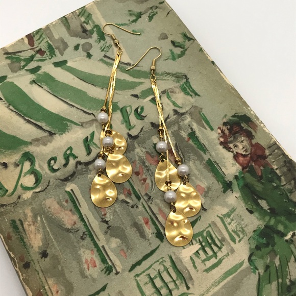 Vintage 1970s/early1980s  gold duster earrings - Picture 4 of 4